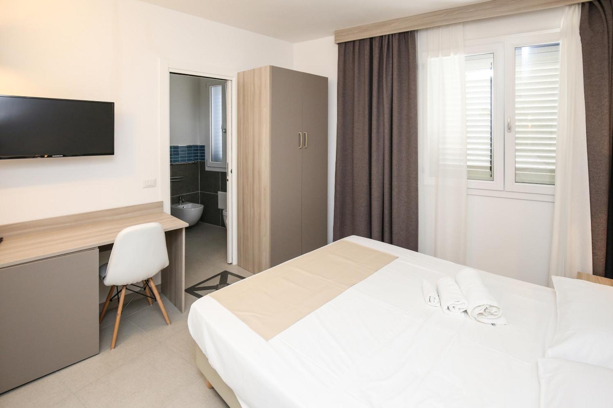 Hotel The Square Castelsardo Exterior foto